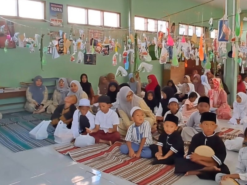 Peringatan Maulid Nabi Muhammad SAW Tahun 2025