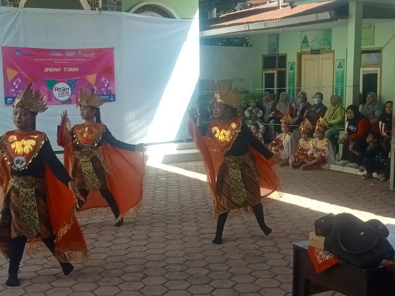 Cottok 2 Mengerim Wakil di FLS3N tingkat Kecamatan Kapongan