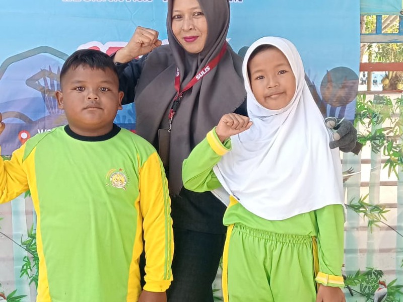 Dua Siswa SDN 2 Curah Cottok Tampil di Lomba Renang O2SN Kapongan